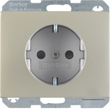 Berker 41357004 Steckdose Schuko mit erhöhtem Berührungsschutz K.5 Edelstahl Rostfrei