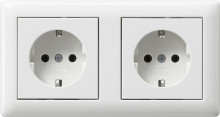 Gira 479303 SCHUKO-Steckdose 2-fach verdr. + Rahmen Standard 55 Reinweiß