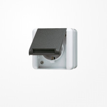 Jung 820W SCHUKO-Steckdose, senkrecht, IP 44, WG 800