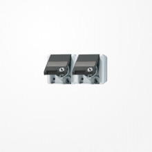 Jung 8220NAWSLTS SCHUKO-Zweifach-Steckdose mit Trennsteg, 16 A 250 V ~, mit Schriftfeld, mit Sicherheitsschloss, waagerecht, IP 44, WG 800
