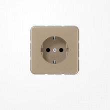 Jung CD1520KIGB SCHUKO-Steckdose, 16 A 250 V ~, SAFETY+, Aluminium eloxiert, Serie CD, gold-bronze