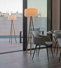 NewGarden CHLOE 140 LED Solar Outdoor Stehleuchte 140cm dimmbar Holzbeine + Akku Innen & Außen IP65